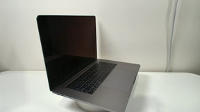 MacBook Pro 15 inch Touchbar 2017 (Read Description)