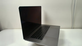 Macbook Pro 15 inch Touchbar 2018 (Read Description)