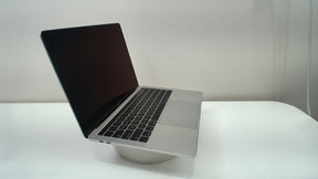 MacBook Pro (13-inch, 2016, 4 TBT3)‎ (Read Description)