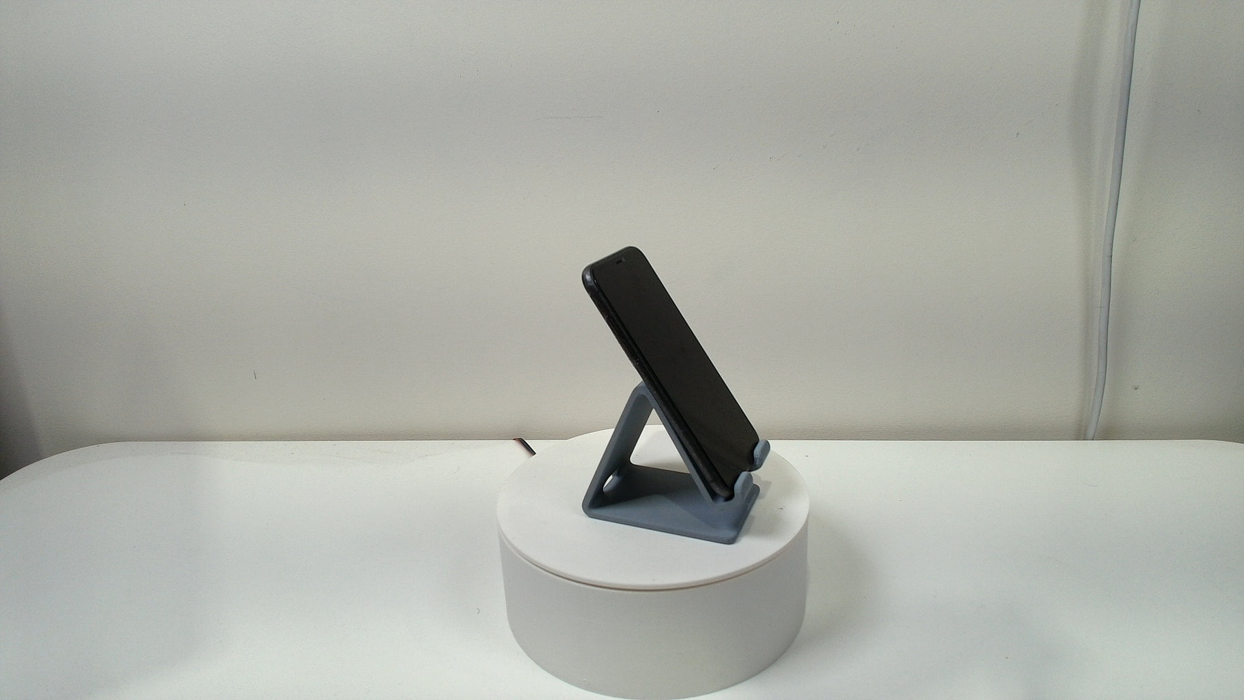 iPhone 11  (Read Description)