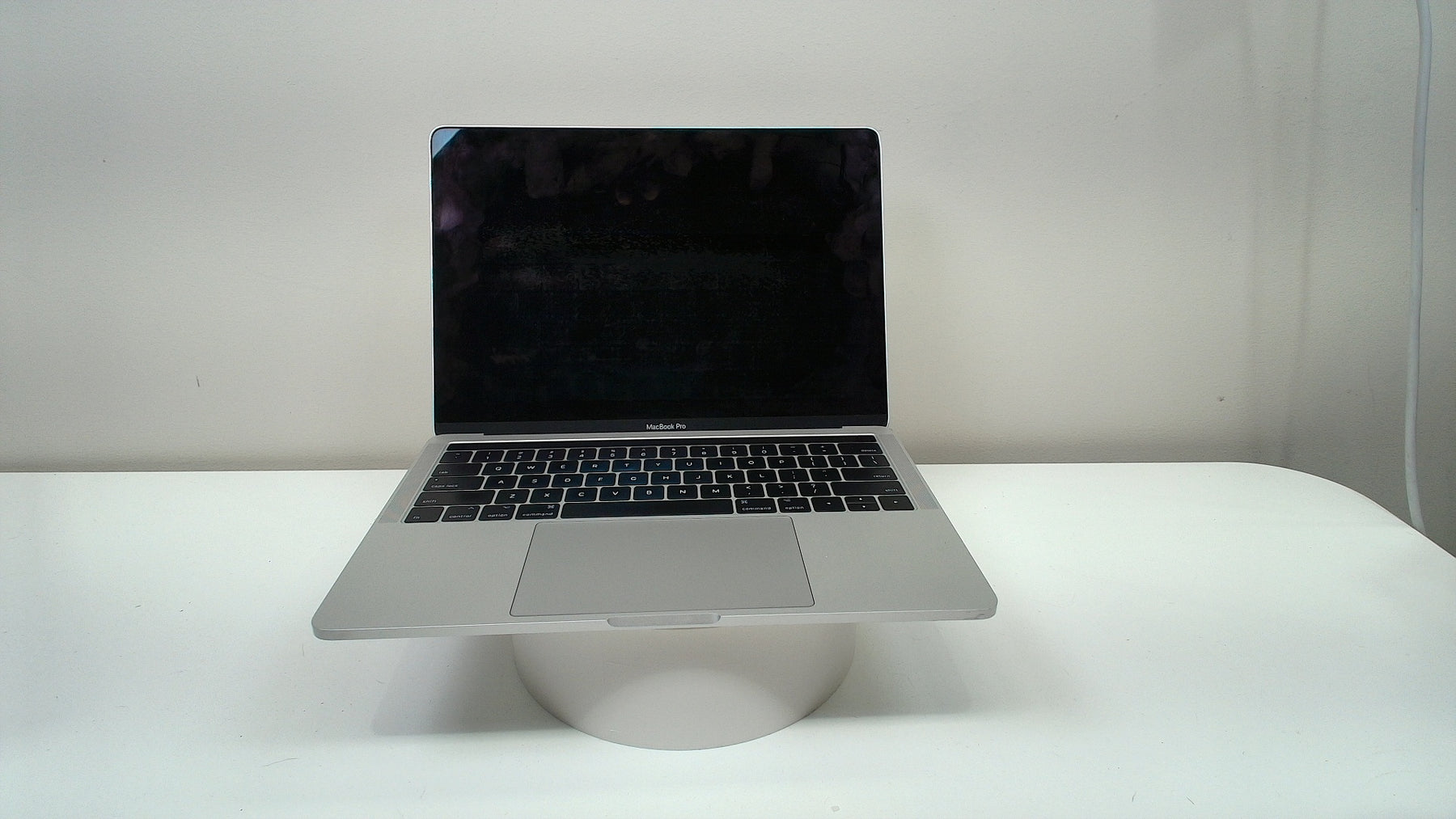 MacBook Pro 13 inch 2016 (Touchbar) Silver (Read Description) - Label