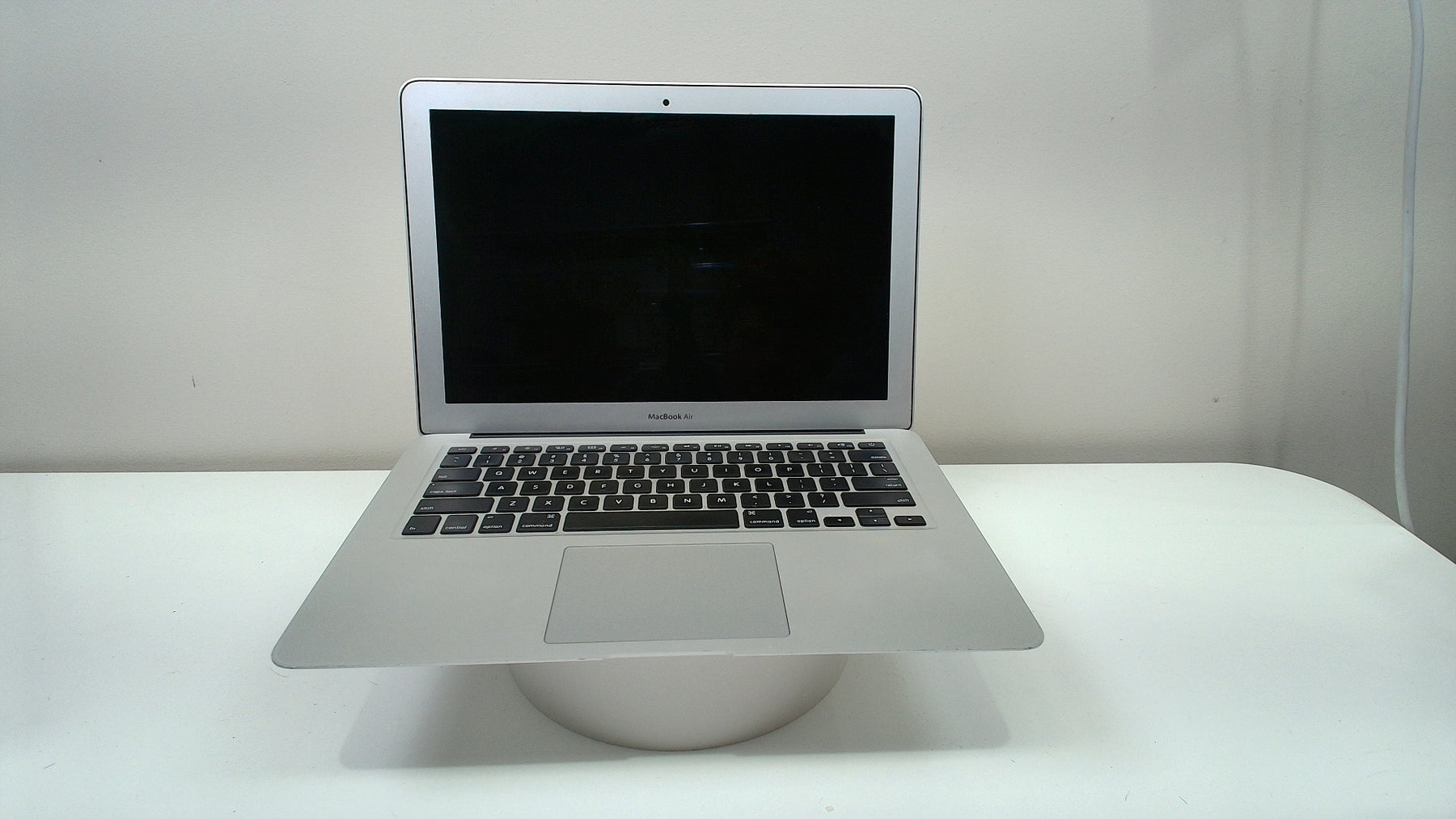 MacBook Air 13 inch 2014 (Read Description) - Label