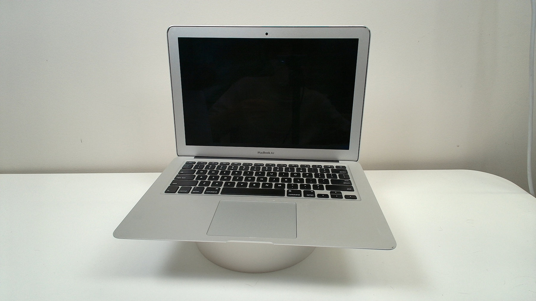 MACBOOK AIR (13-INCH, 2017)‎ (Read Description) - Label