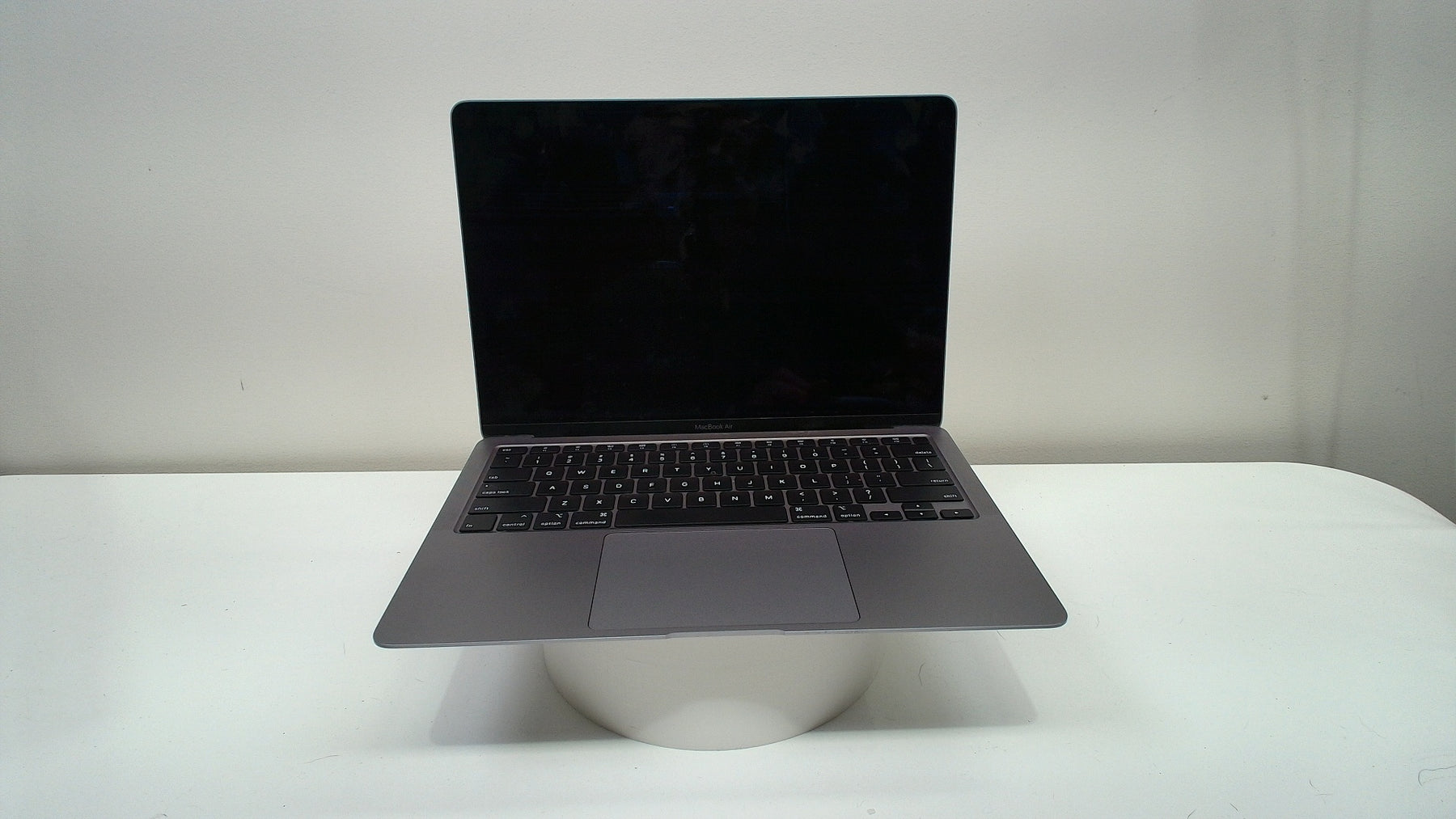 MacBook Air 13 inch 2020 (Intel) Space-Grey (Read Description) - Label