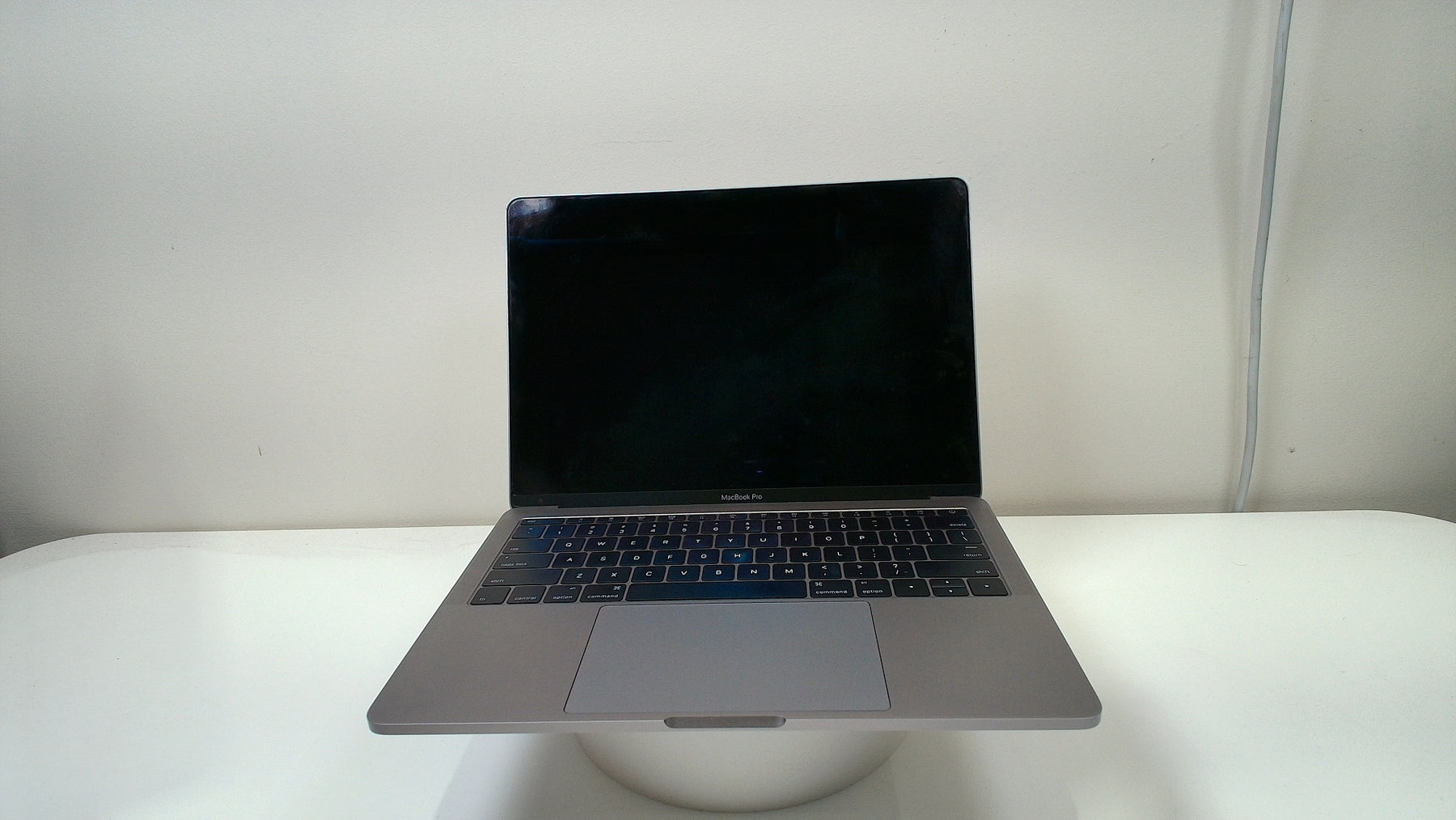 MacBook Pro 13 inch 2016 (Non Touchbar) (Read Description) - Label