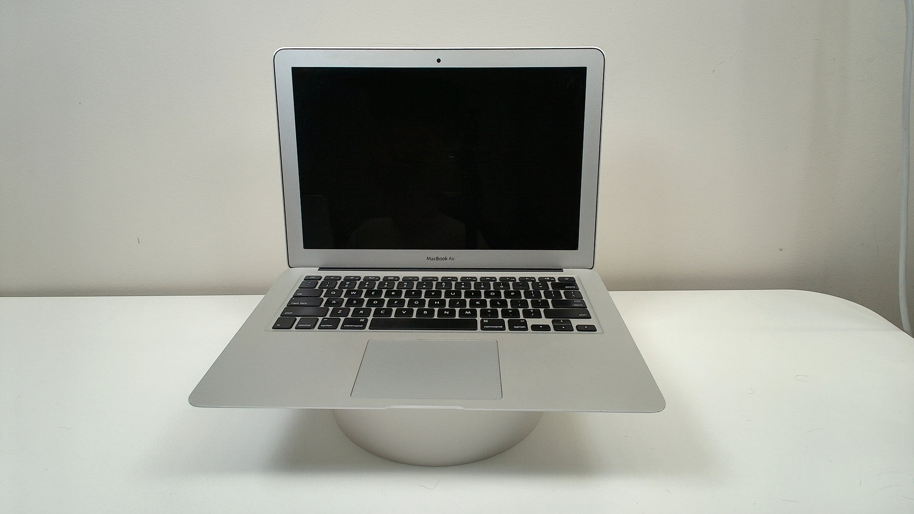 MacBook Air 13 inch 2015 (Read Description) - Label