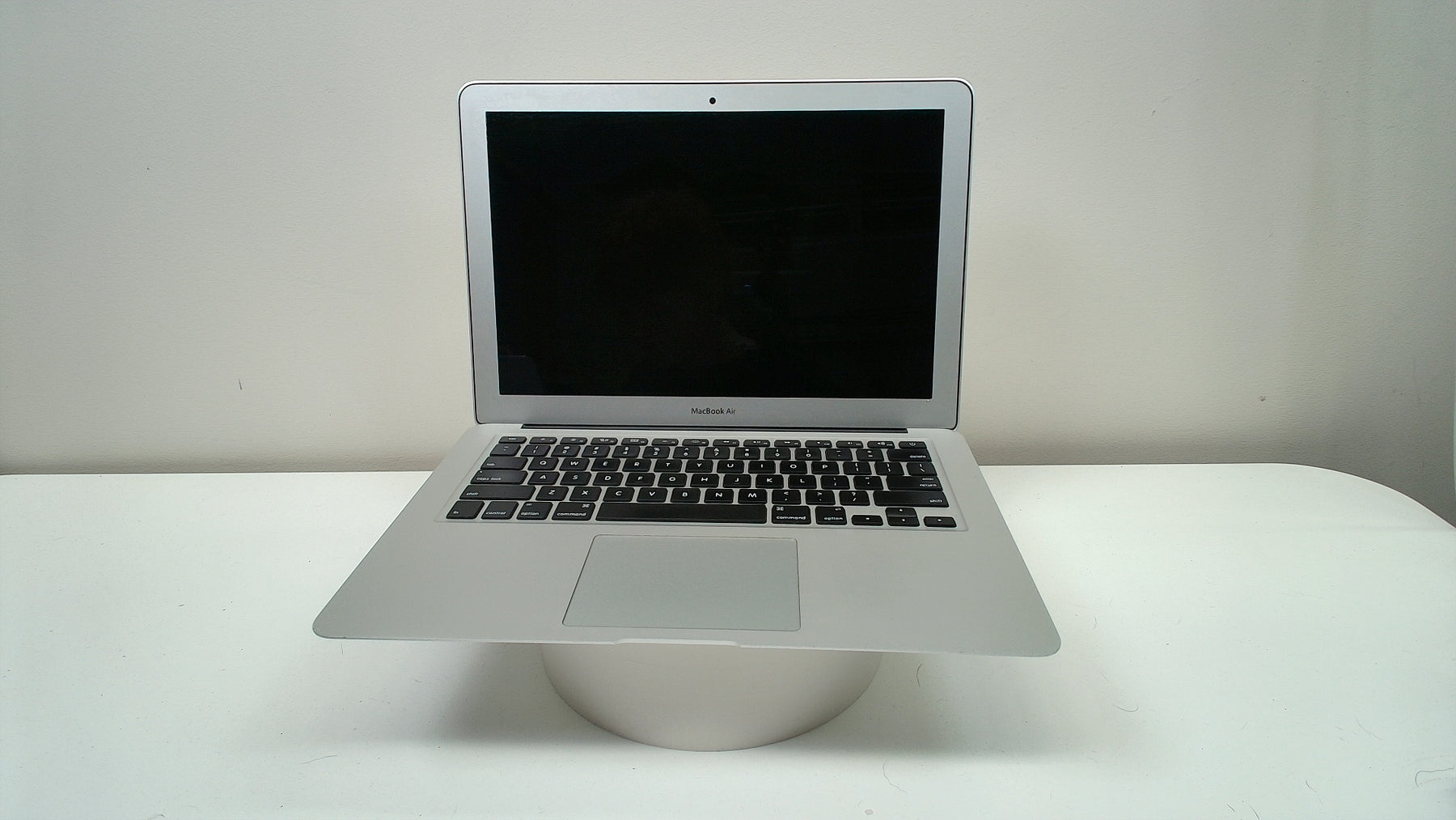 MacBook Air 13 inch 2015 (Read Description) - Label