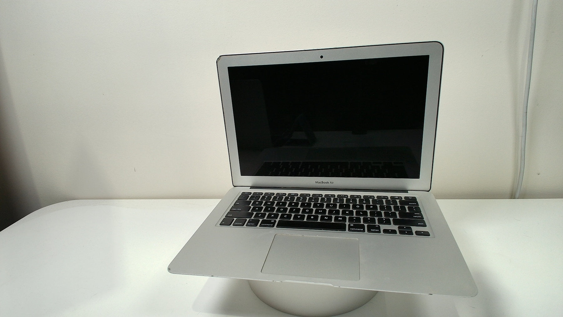 MacBook Air 13 inch 2015 (Read Description) - Label