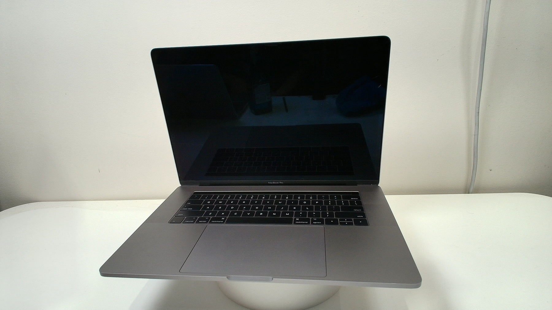 Mac Pro VIN,MacBook Pro (15-inch, 2017)‎ (Read Description) - Label