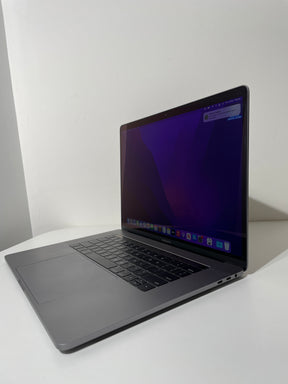 Macbook Pro 15-inch Touchbar - 2017 -  i7 - 16GB - 1TB SSD - Space Grey (Bargains)