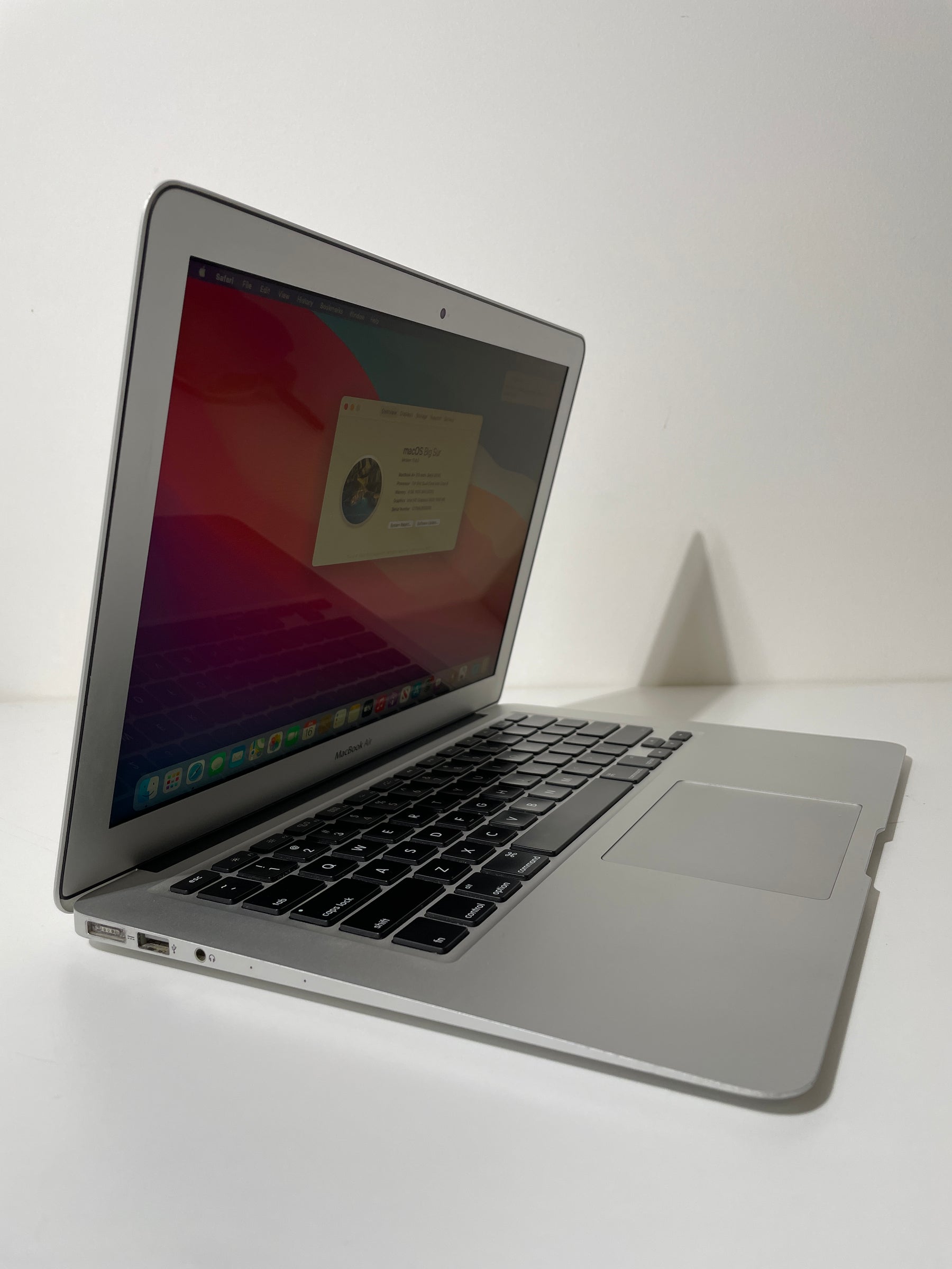 Macbook Air 13-inch - 2014 -  i5 (Bargains)